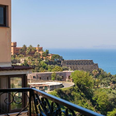 Апартаменты La Casa Del Golfo Вико-Экуенсе Экстерьер фото