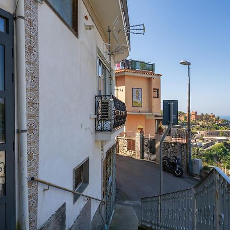 Апартаменты La Casa Del Golfo Вико-Экуенсе Экстерьер фото