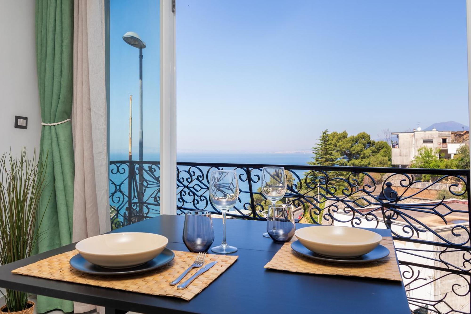 Апартаменты La Casa Del Golfo Вико-Экуенсе Экстерьер фото